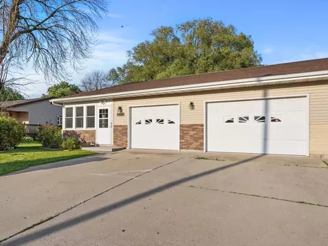 1311 Martin, Manitowoc, WI 54220