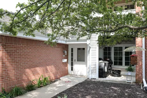 8983 Woodbridge, Greendale, WI 53129
