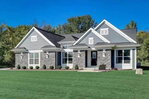 3426 Elm, Oak Creek, WI 53154