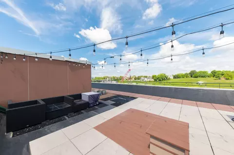 1888 N Water #603, Milwaukee, WI 53202