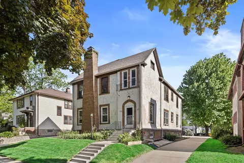 8002 Gridley #8004, Wauwatosa, WI 53213
