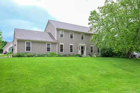 28425 Dorie, Waterford, WI 53185