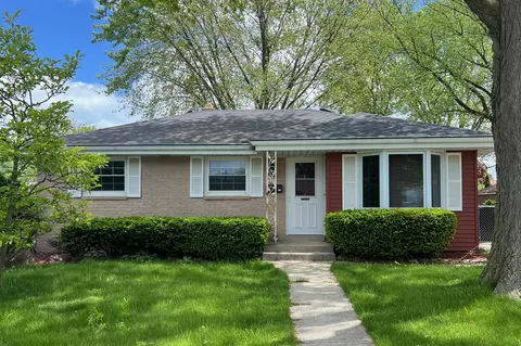 3649 Regency, Racine, WI 53402