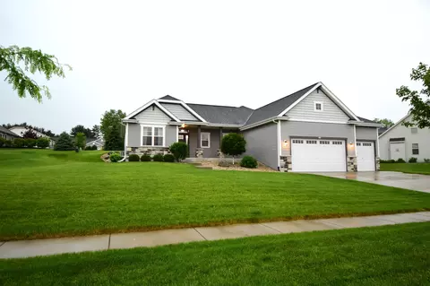 777 Pinnacle, Lake Mills, WI 53551