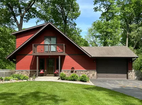 480 Waubun, Fontana, WI 53125