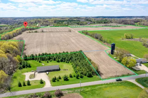 7961 Town Hall, Barton, WI 53040