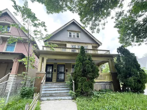 2877 N 26th #2879, Milwaukee, WI 53206