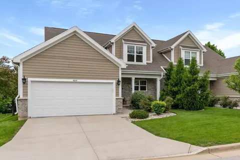 4015 Wyndham Pointe, Brookfield, WI 53005