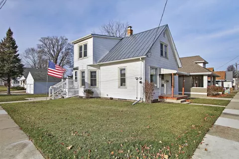 6022 37th, Kenosha, WI 53142