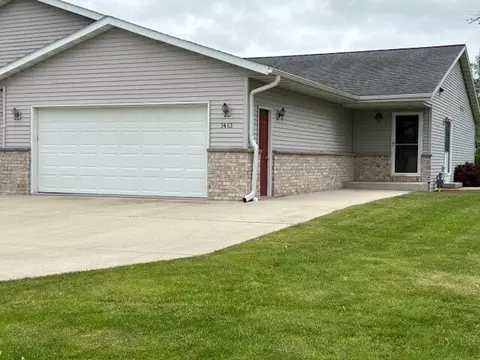 1413 Birdland, Howards Grove, WI 53083