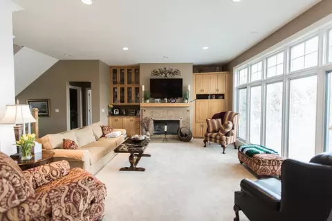 548 Sir Howard, Kohler, WI 53044