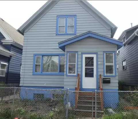1238 S 20th, Milwaukee, WI 53204
