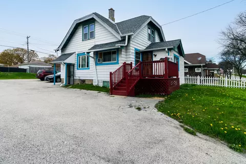 8027 W Appleton, Milwaukee, WI 53218