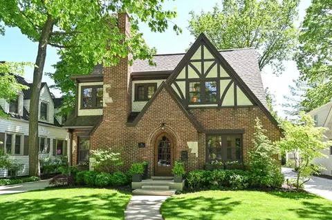 721 E Sylvan, Whitefish Bay, WI 53217
