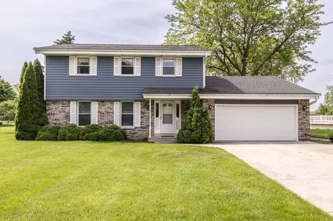 s103w21003 Heather, Muskego, WI 53150