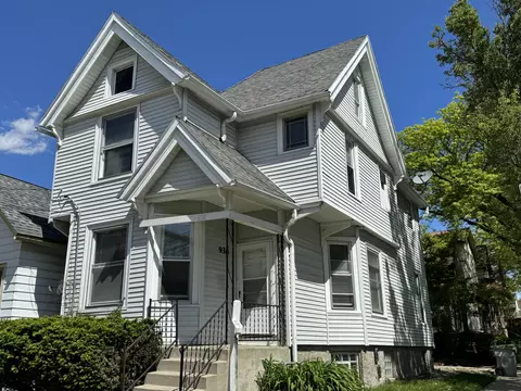 938 E Pearson, Milwaukee, WI 53202