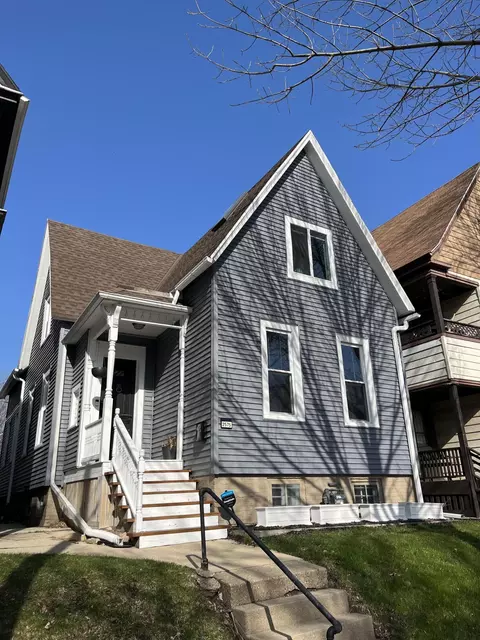 2575 S Graham, Milwaukee, WI 53207
