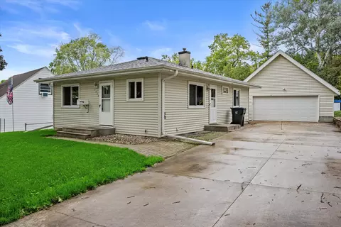 1954 Jan, Waukesha, WI 53188