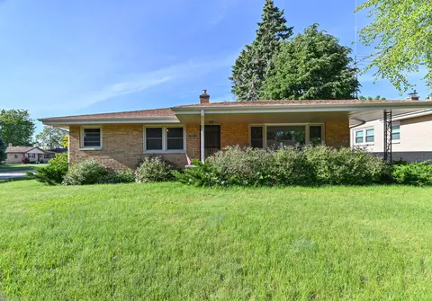 1503 80th, Kenosha, WI 53143