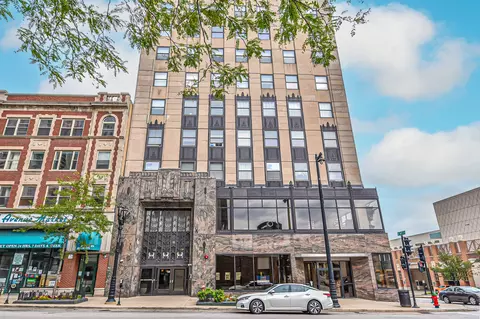 606 W Wisconsin #408, Milwaukee, WI 53203