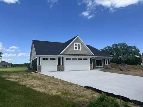 2114 John, Trenton, WI 53090