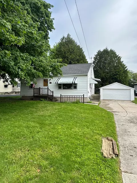 4808 Plank, Manitowoc, WI 54220