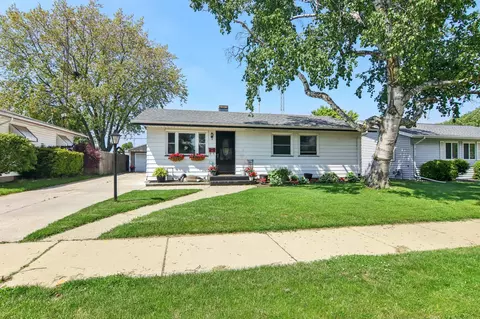 1412 84th, Kenosha, WI 53143