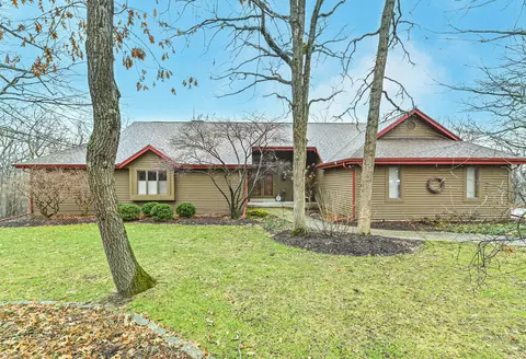 w320n1107 Butternut Rdg, Delafield, WI 53018