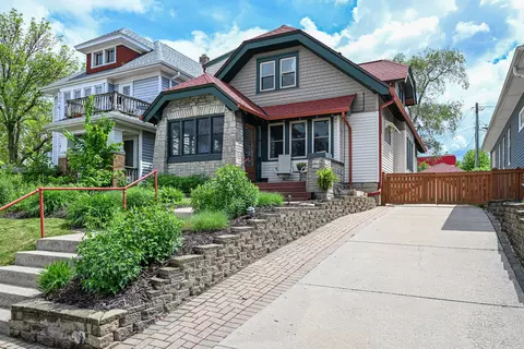 2274 N 63rd #2272, Wauwatosa, WI 53213