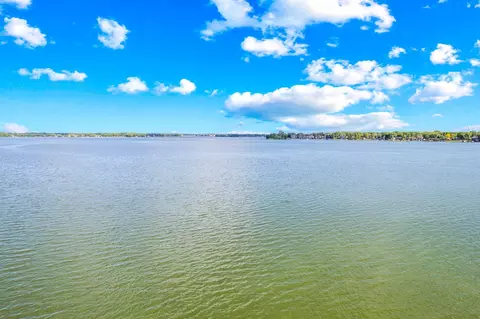 578 Lac La Belle, Lac La Belle, WI 53066