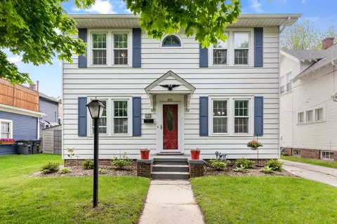 809 Bell, Sheboygan, WI 53083