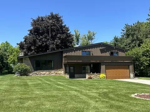 15020 W Small, New Berlin, WI 53151