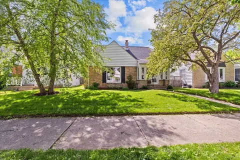 2955 N 78th, Milwaukee, WI 53222