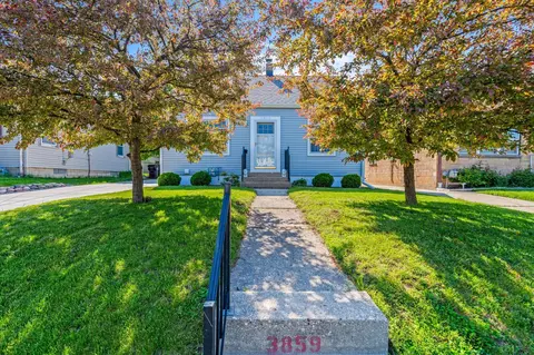 3859 S Pennsylvania, Saint Francis, WI 53235