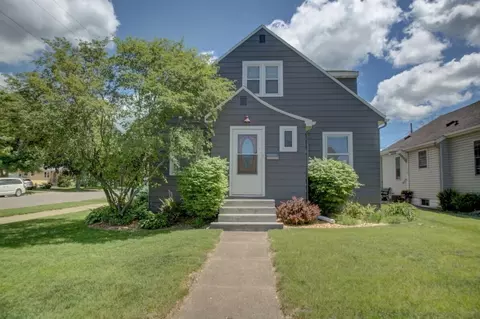 1301 E La, Crosse, WI 54601