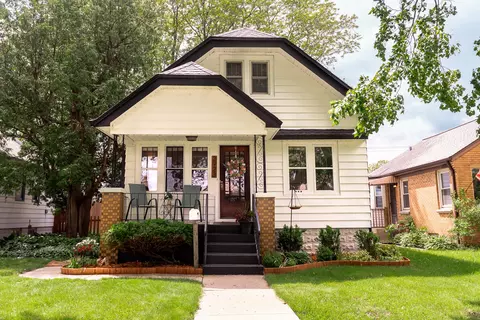 2923 S 47th, Milwaukee, WI 53219