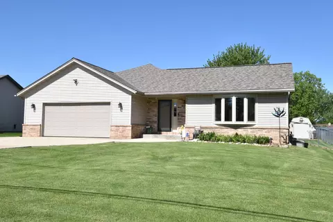 9921 S Shepard, Oak Creek, WI 53154