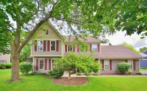 w227n2612 Meadowood, Waukesha, WI 53186