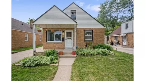 5673 N 27th, Milwaukee, WI 53209