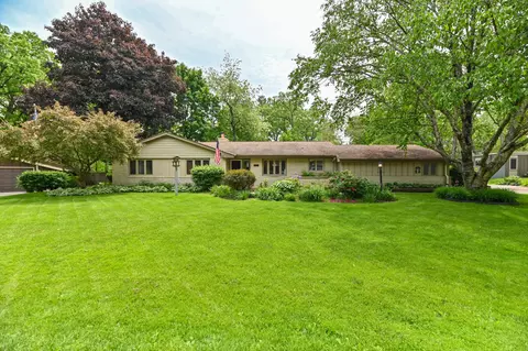 4615 Knollwood, Mount Pleasant, WI 53405