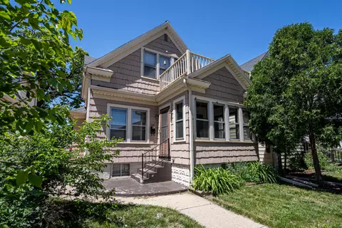 1541 S 72nd, West Allis, WI 53214