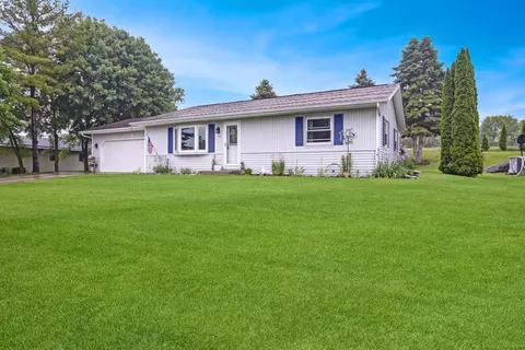 529 Redwing, Campbellsport, WI 53010