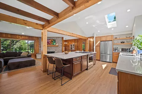 490 Pebble Crk, Wales, WI 53183
