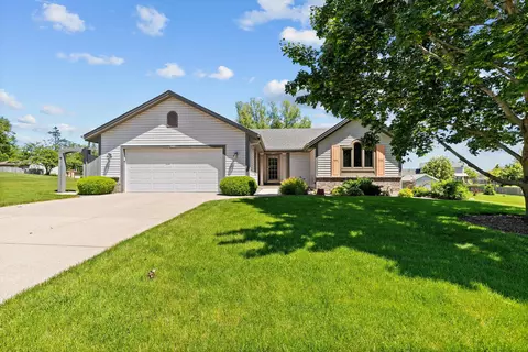 8229 Halverson, Waterford, WI 53185