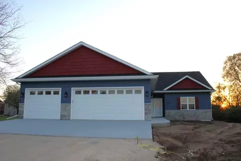 1050 Burr Oak, Kewaskum, WI 53040