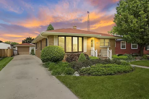 1822 22nd, Kenosha, WI 53140