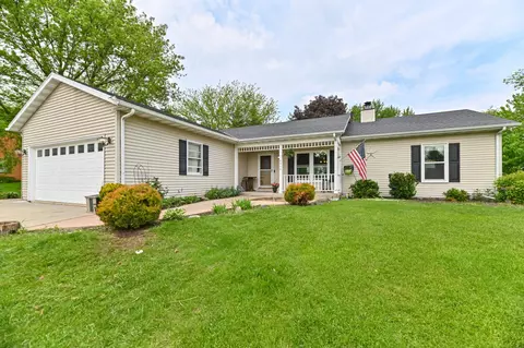 4752 Fairway, Waterford, WI 53185