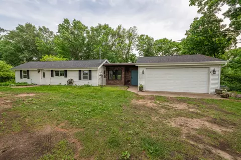 e8015 Ostrander Road, Mukwa, WI 54961