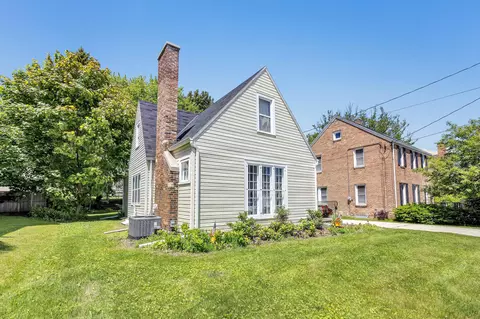 1108 N 8th, Manitowoc, WI 54220
