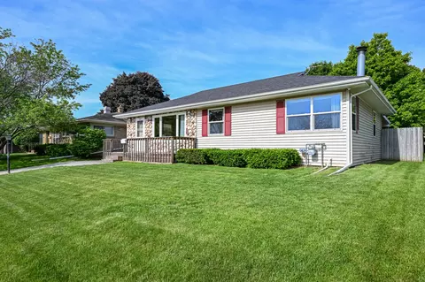 628 Echo, Racine, WI 53406